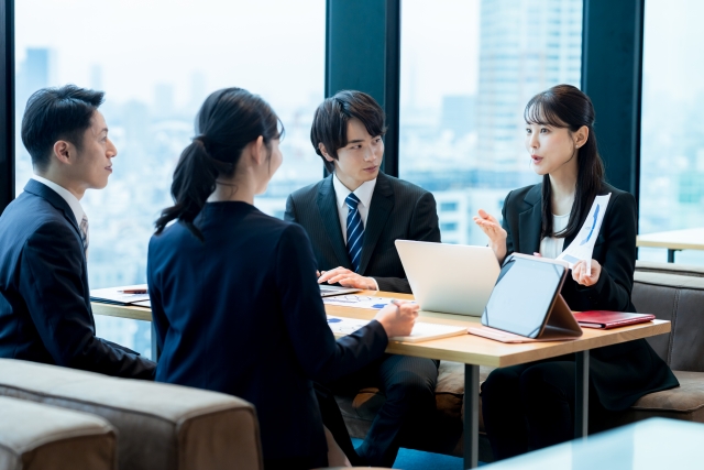 上場企業を含む法人の古物商許可申請にも対応